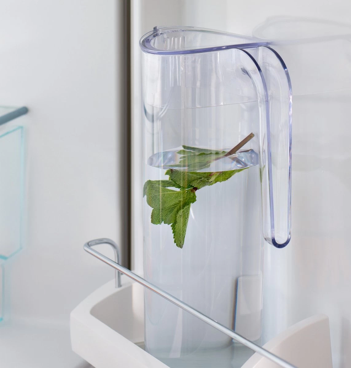 Mepal Flow Waterkan - 1,5 L - Helder 3 Mepal Flow Waterkan - 1,5 L - Helder - Afbeelding 3