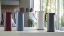 Tefal Motiva Thermoskan - 1L - Donkerrood 12 Tefal Motiva Thermoskan - 1L - Donkerrood -Brita Verkoop 1200x674 6