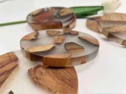 Four Love Onderzetters Voor Glazen - Rond - 6 Stuks - Luxe Design Onderzetters Met Houder - Housewarming Cadeau - Tafelbeschermer - Onderzetters Design - Hout En Hars 7 Four Love Onderzetters Voor Glazen - Rond - 6 Stuks - Luxe Design Onderzetters Met Houder - Housewarming Cadeau - Tafelbeschermer - Onderzetters Design - Hout En Hars -Brita Verkoop 1200x900 19