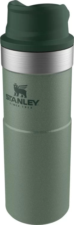 Stanley Trigger-Action Travel Mug 0.47L - Thermosfles - Hammertone Green 30 Stanley Trigger-Action Travel Mug 0.47L - Thermosfles - Hammertone Green -Brita Verkoop 397x1200 2