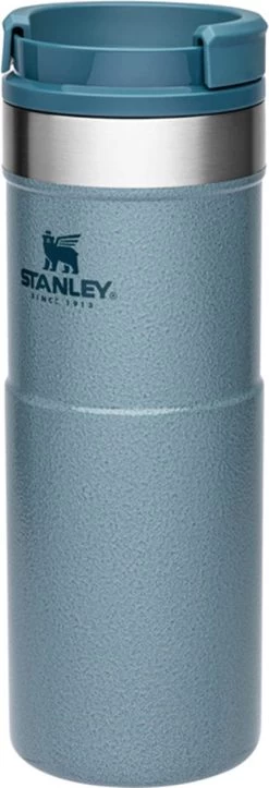 Stanley The NeverLeak™ Travel Mug 0,47L NEW - Thermosfles - Hammertone Ice 21 Stanley The NeverLeak™ Travel Mug 0,47L NEW - Thermosfles - Hammertone Ice -Brita Verkoop 410x1200