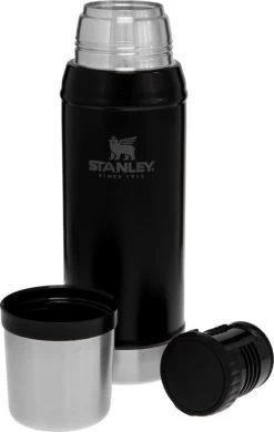 Stanley The Legendary Classic Bottle 0,75L - Thermosfles - Matte Black -Brita Verkoop 760x1200 1