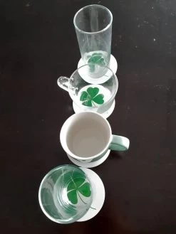 Akyol - Klavertje Vier Onderzetters - Klaver Vier Onderzetter - Antislip Onderzetter - 4 Stuks 6 Akyol - Klavertje Vier Onderzetters - Klaver Vier Onderzetter - Antislip Onderzetter - 4 Stuks -Brita Verkoop 900x1200 18